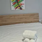 Spacious, Apt, Sleeps 5