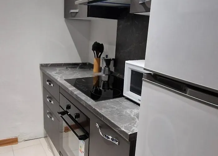 Daire Spacious, Apt, Sleeps 5 Sliema